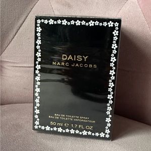 BRAND NEW NEVER OPENED STILL WRAPPED Marc Jacobs Daisy Perfume